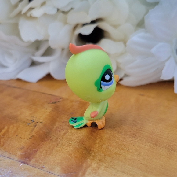 Littlest Pet Shop LPS #1824 Parakeet Bird Green Blue Eyes 2004 - Picture 3 of 12